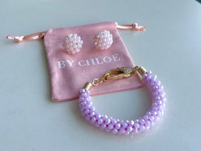 Set Rosa Chloe Con Aretes de Botones