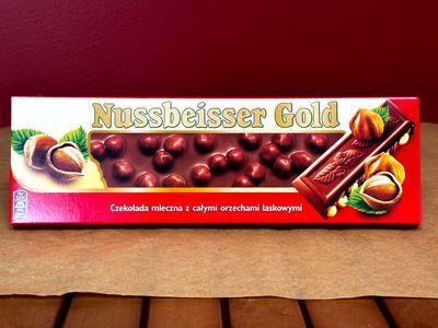 Nussbeisser Czekolada Mleczna - Milk Chocolate with whole Hazelnuts