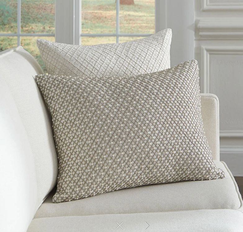 Perla Decorative Pillow 16x22