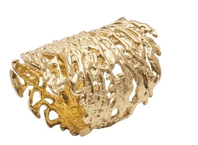 Coral Cuff Napkin Ring Gold