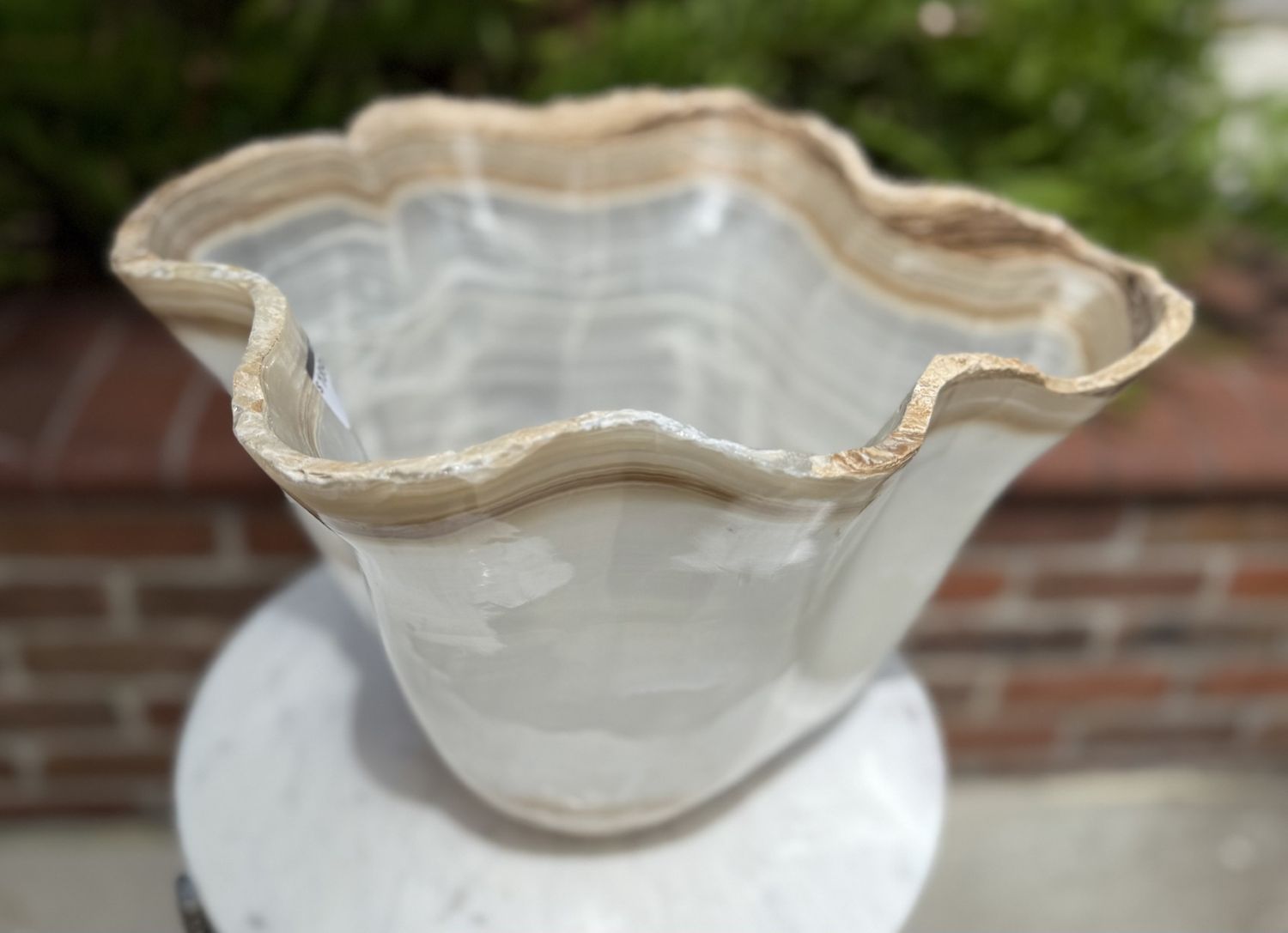 Quartz Onyx Flower Bowl Ambar Crystalline 14.2x13.4x9.8 in