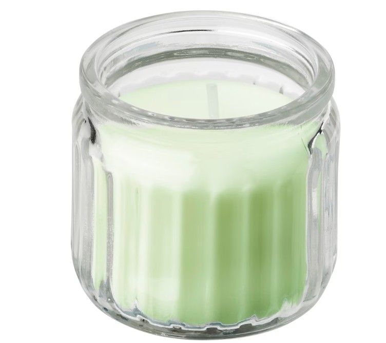 LÖVSKOGSLUND Scented candle in glass, Apple/light green, 12 hr