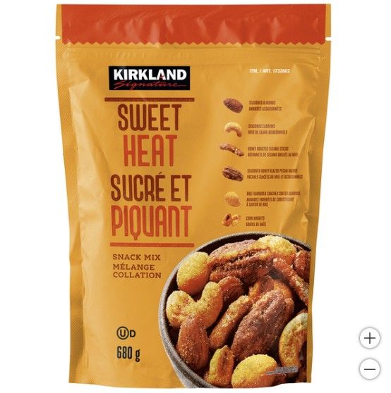Kirkland Signature Sweet Heat Snack Mix, 680 g