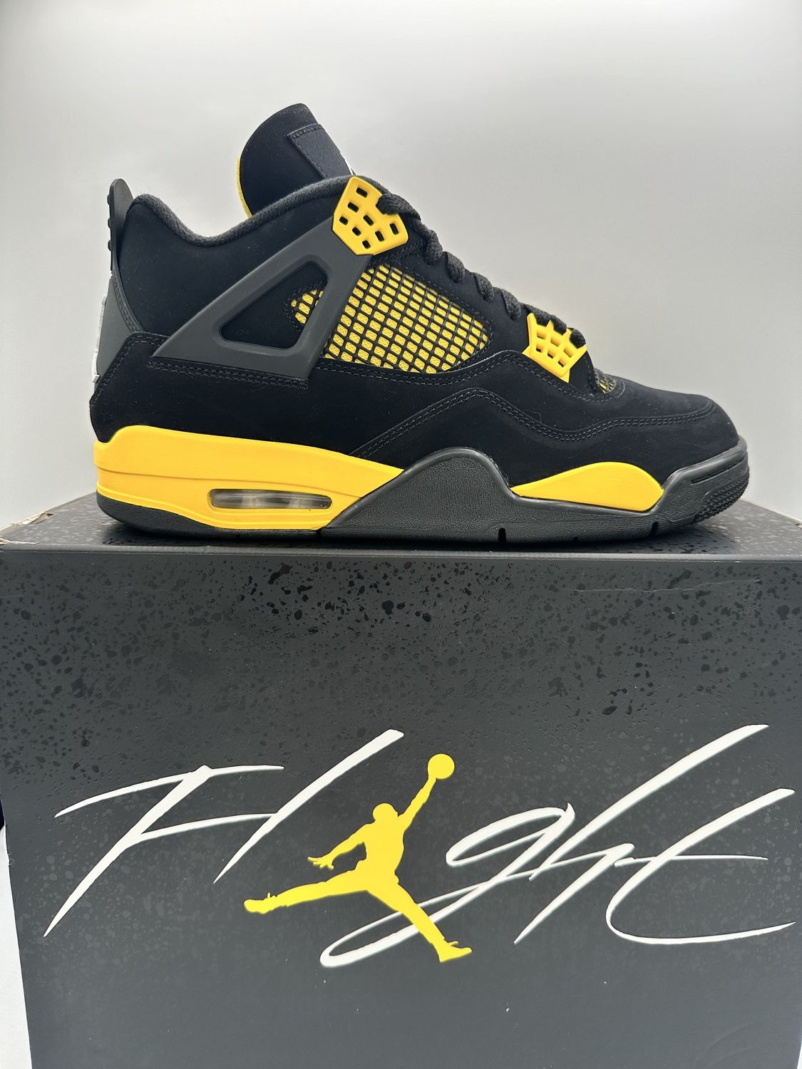 Jordan 4 - Yellow Thunder