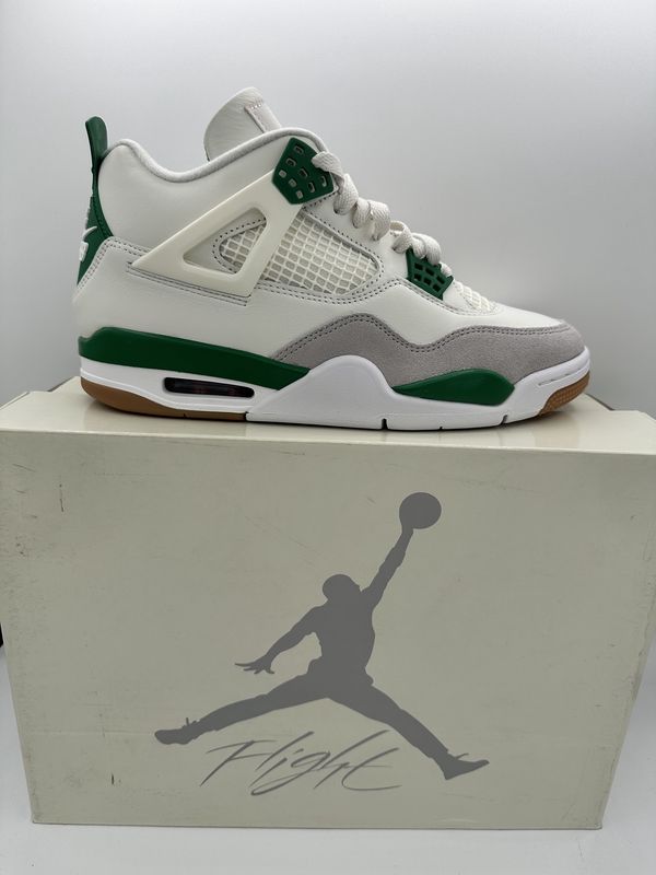 Jordan 4 SB - Pine Green