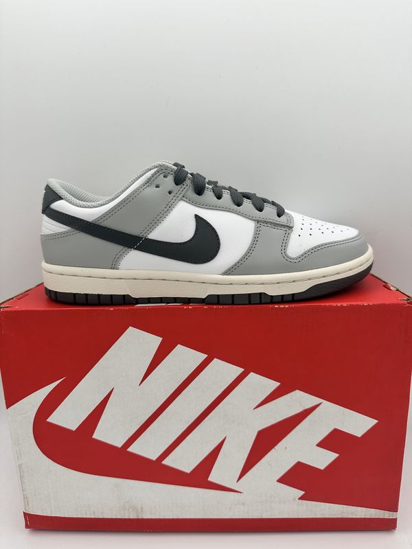 Nike Dunk Low - Light Smoke Grey (Women&#39;s)