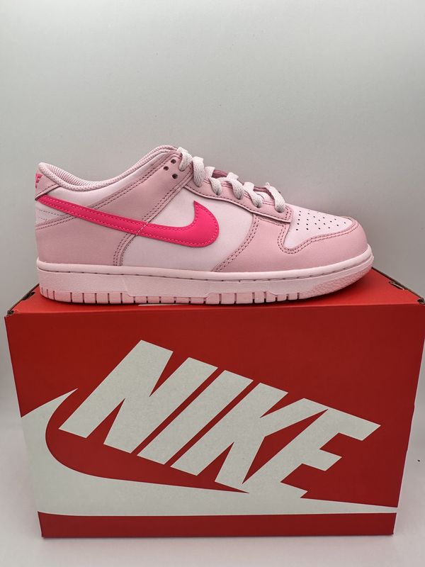 Nike Dunk Low - Triple Pink (GS)