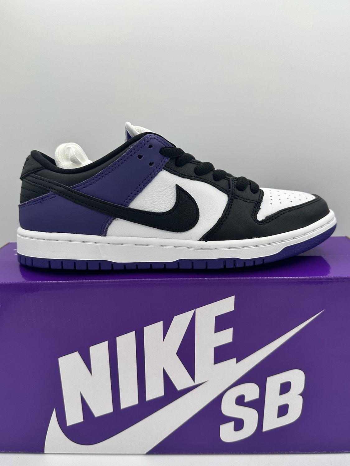 Nike SB Dunk Low - Court Purple