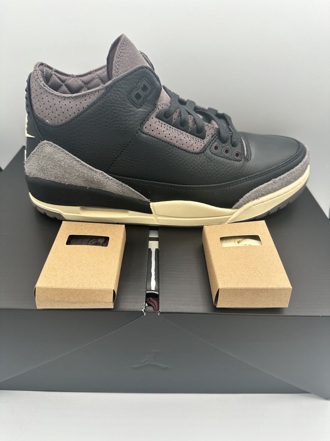 Jordan 3 - A Ma Maniere While You Were Sleeping