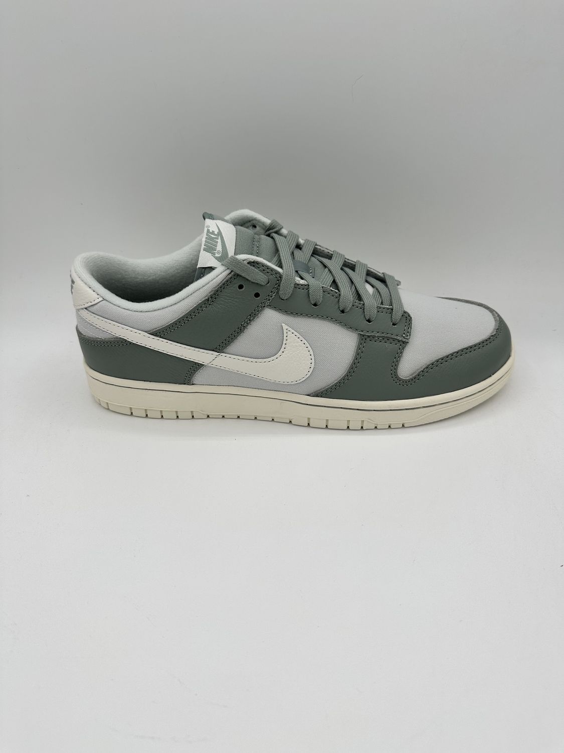 Nike Dunk Low - Mica Green (No Box Lid)