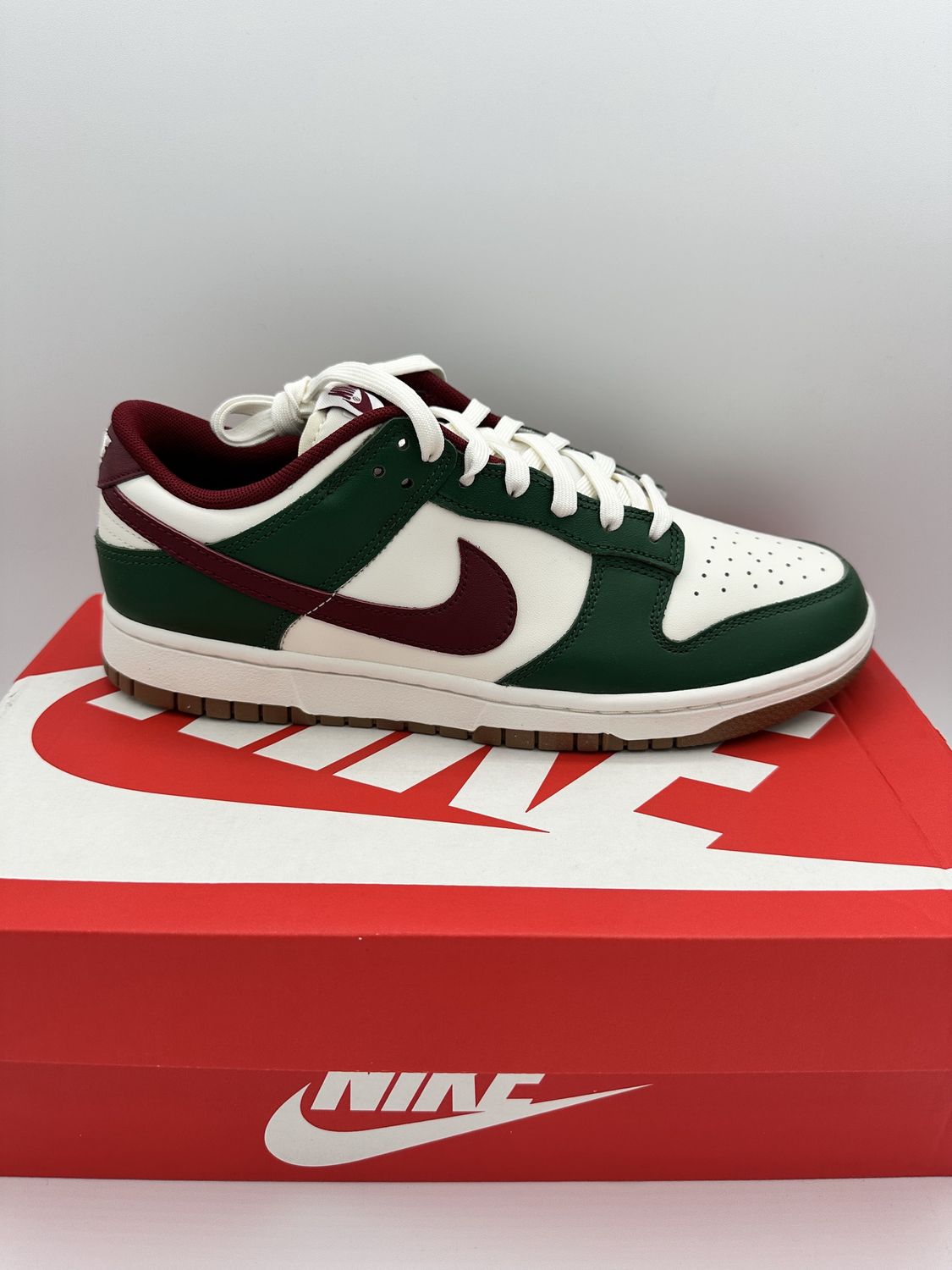 Nike Dunk Low - Gorge Green