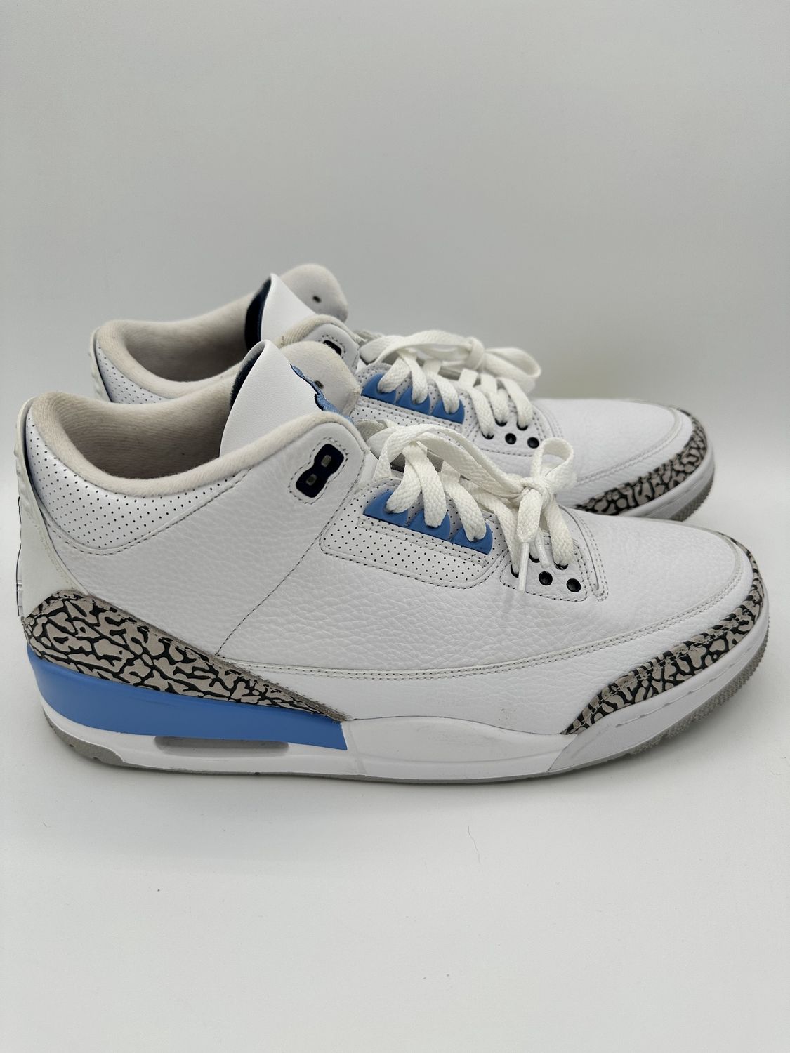 Jordan 3 - UNC (USED)(No Box)