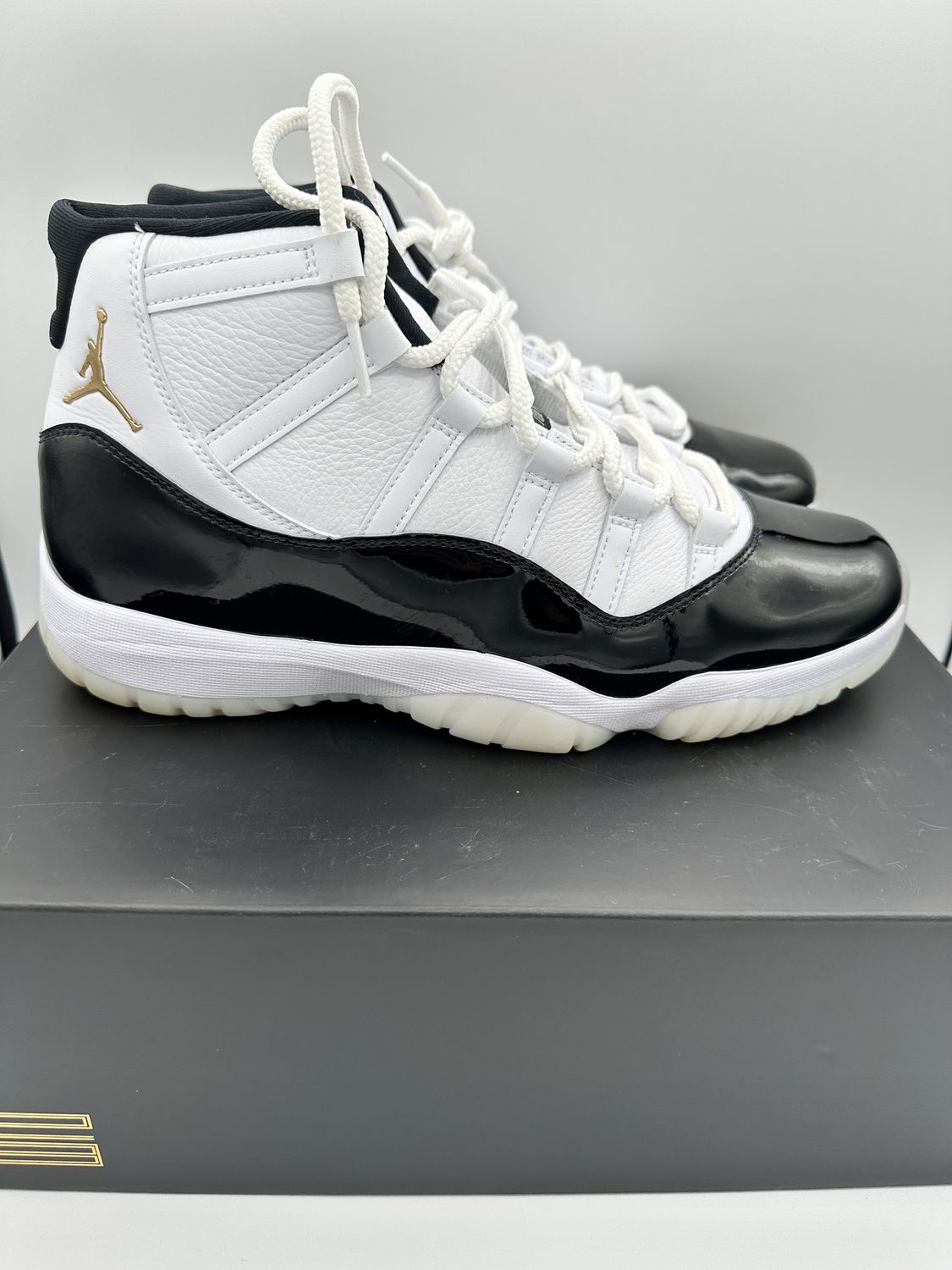 Jordan 11 - DMP Gratitude (USED)