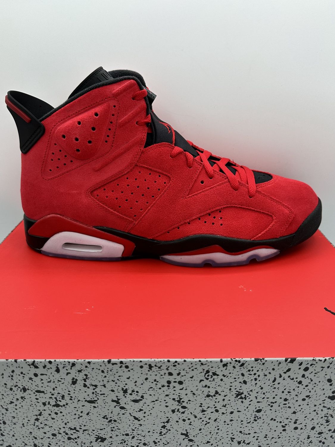Jordan 6 - Toro Bravo (No Box Lid)