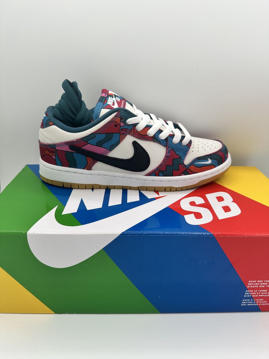 Nike SB Dunk Low - Parra Abstract Art
