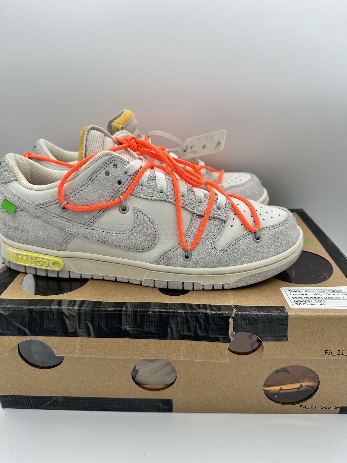 Nike Dunk Low - Off White Lot 11 (USED)