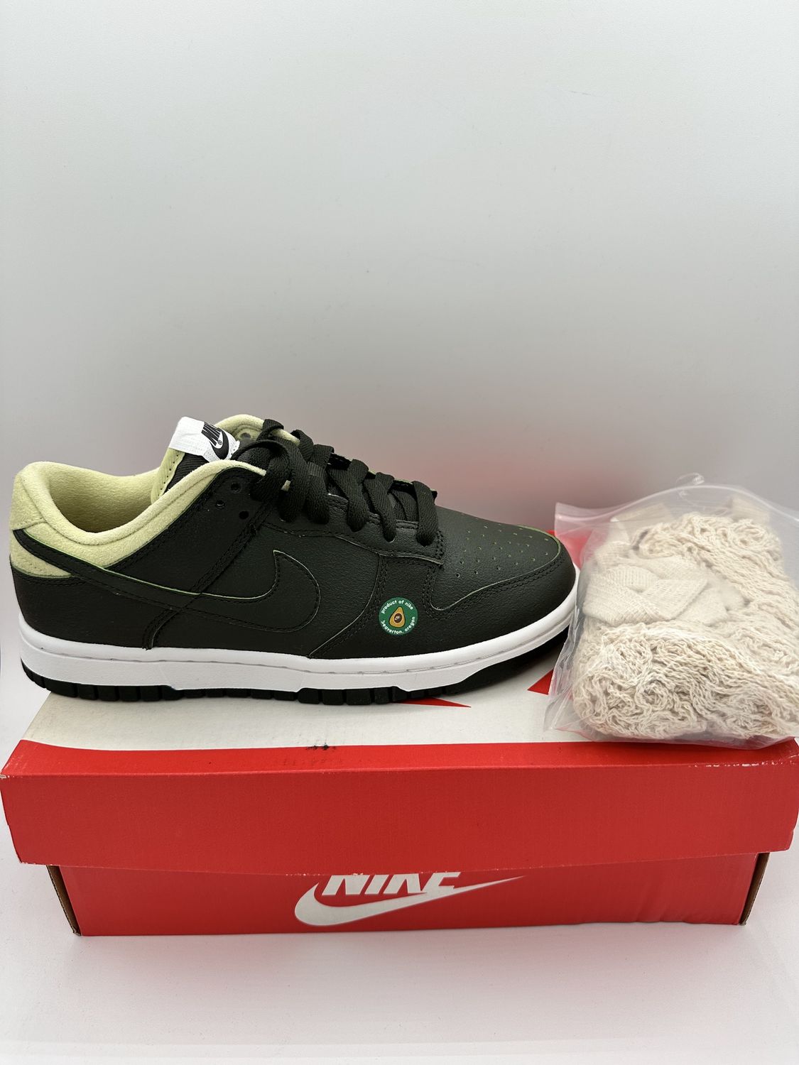 Nike Dunk Low - Avocado (Women&#39;s)