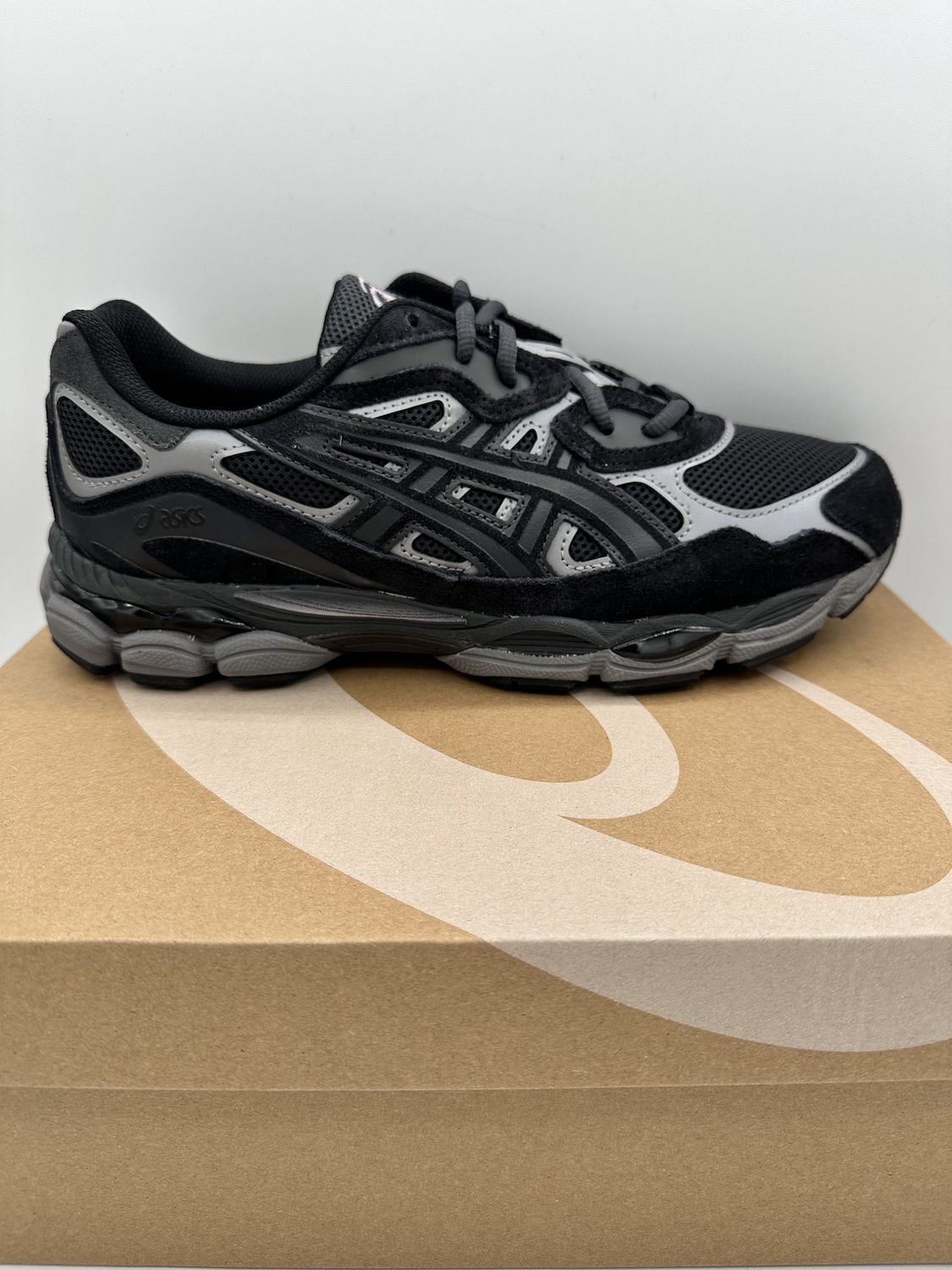Asics Gel NYC - Graphite Grey Black