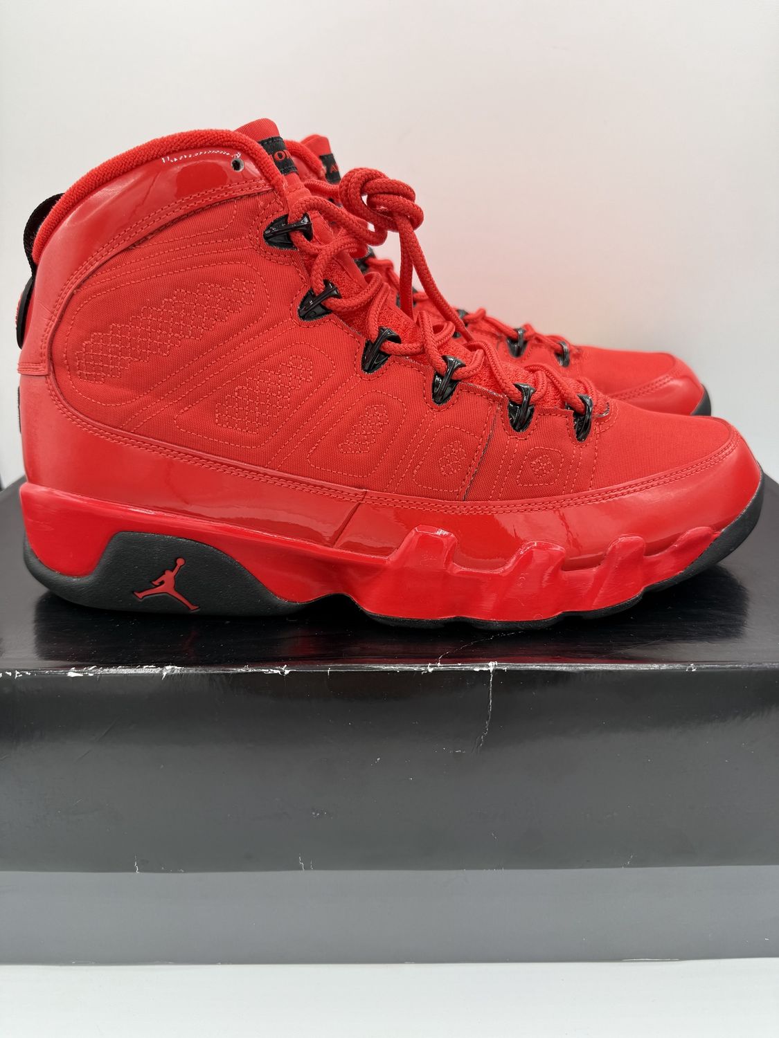 Jordan 9 - Chile Red (USED)