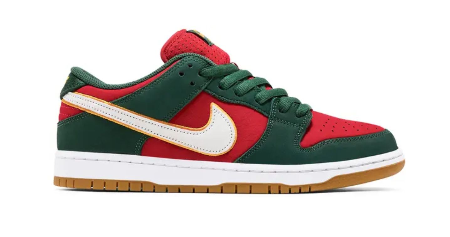 Nike SB Dunk Low - Supersonic