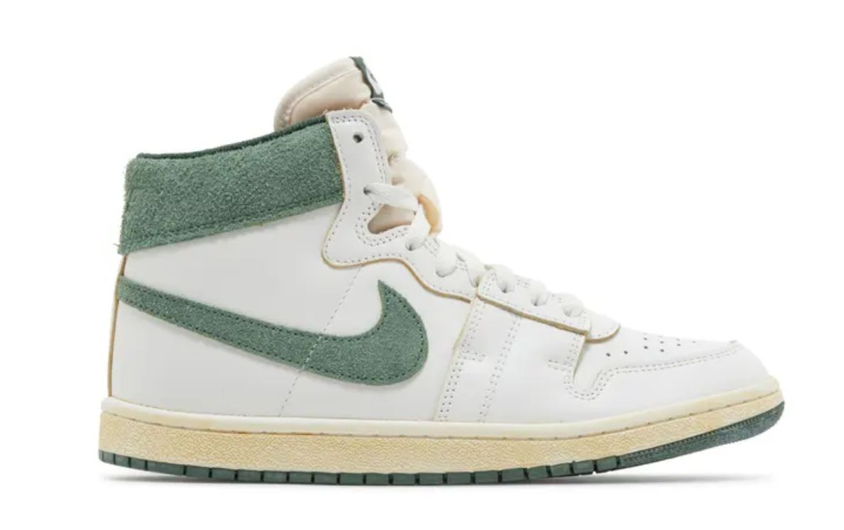 Jordan Airship - A Ma Maniere Green Stone