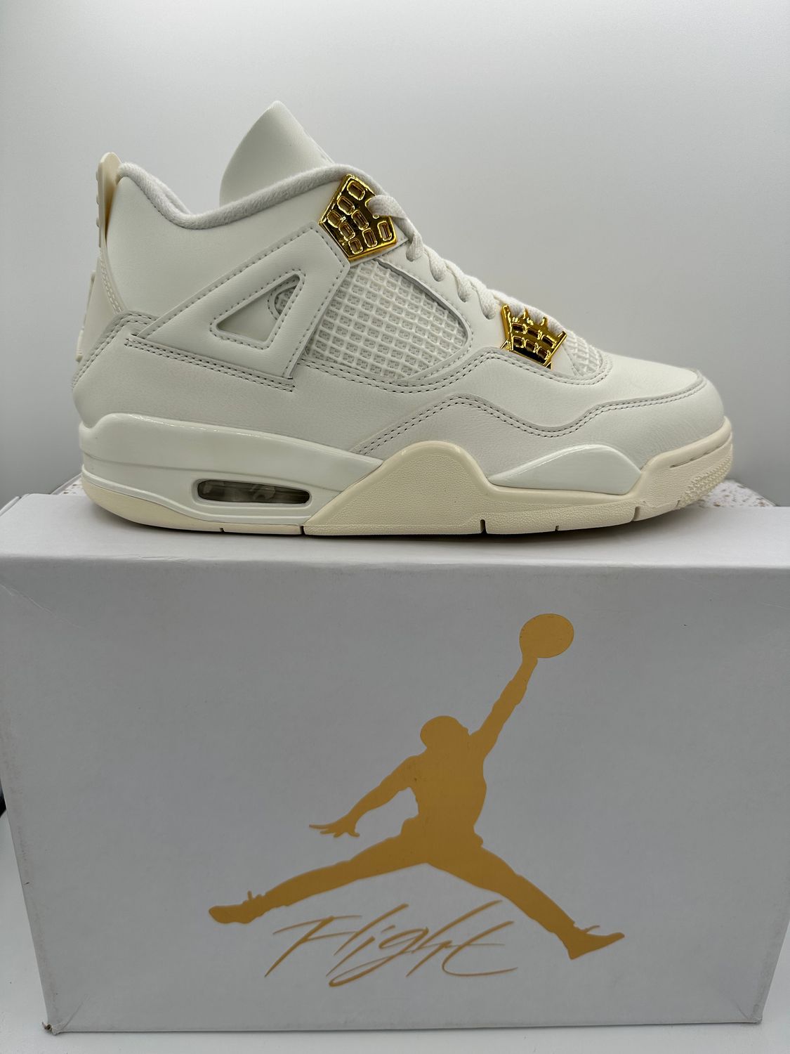 Jordan 4 - Metallic Gold (Women's)
