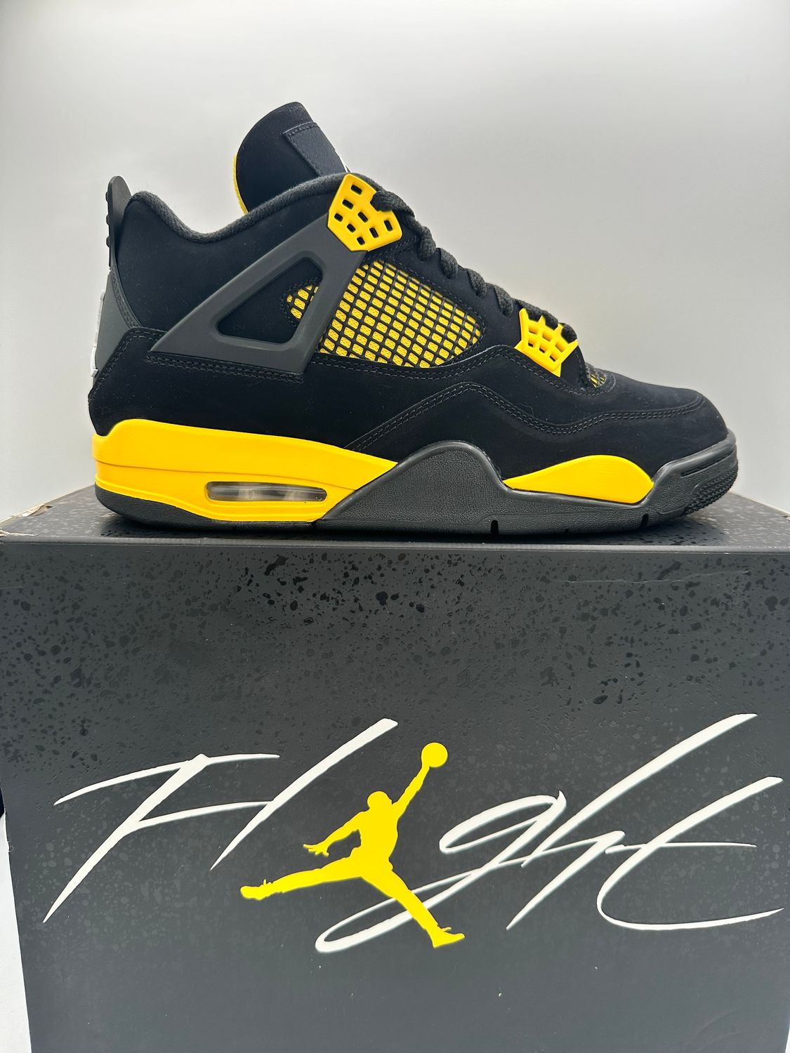Jordan 4 - Yellow Thunder