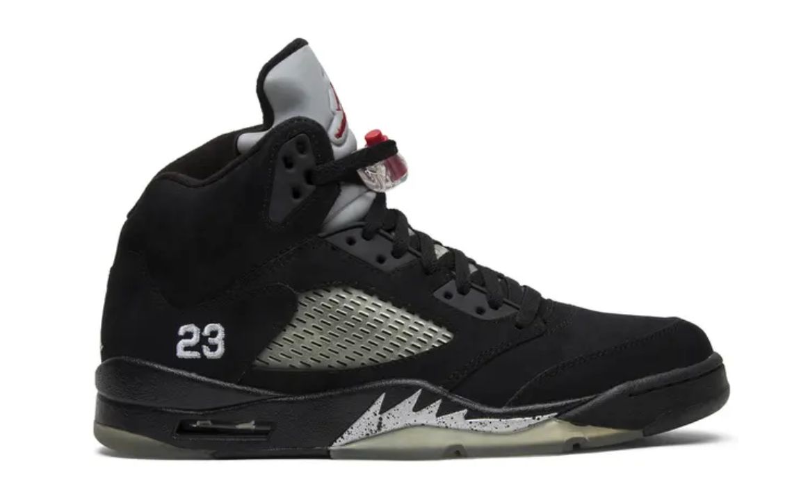 Jordan 5 - Black Metallic 2016 (New, Slight Yellowing)