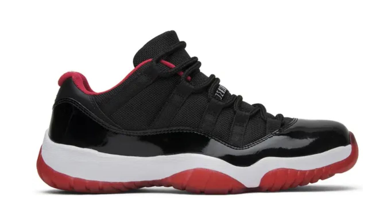 Jordan 11 Low (2015) - Bred