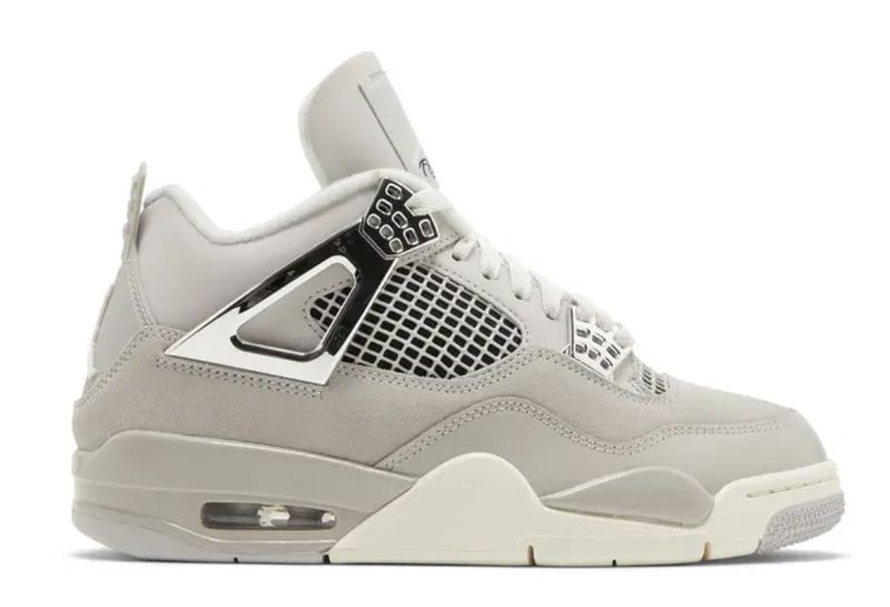 Jordan 4 - Frozen Moments