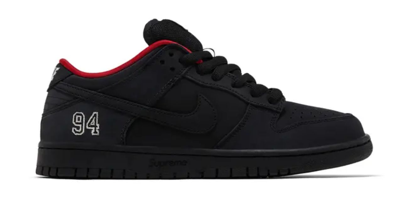 Nike SB Dunk Low - Supreme Black