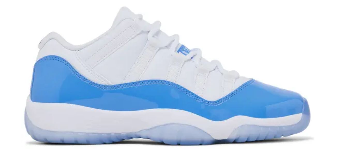 Jordan 11 Low - University Blue