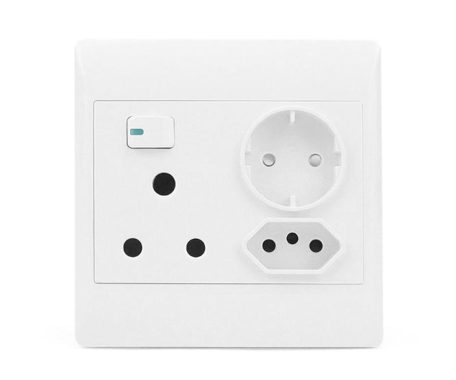 S-TEC Socket 1x16A 1xBrazil 1xSchuko 4x4