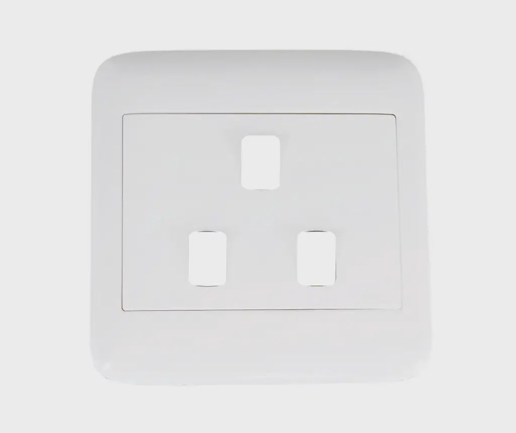 Onesto 3 Lever Grid Plate Only 4x4