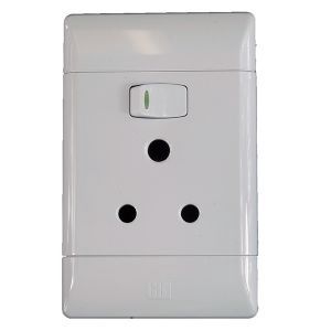 CBi Switched Socket Vertical 2x4 White