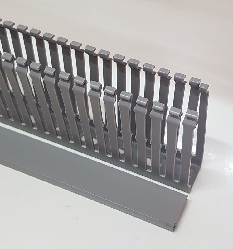 Narrow Slot 40W x 80H x 2000 Trunking