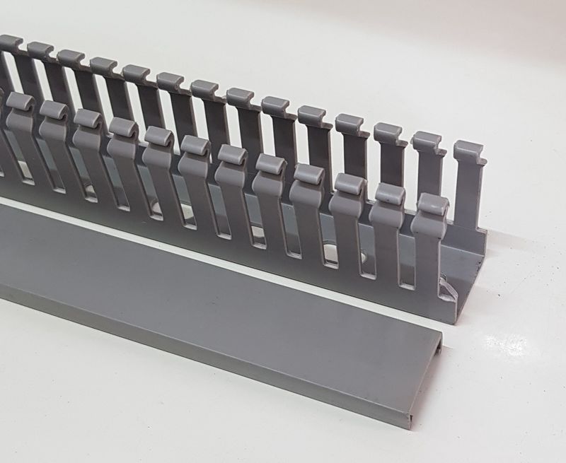 Narrow Slot 25W x 40H x 2000 Trunking