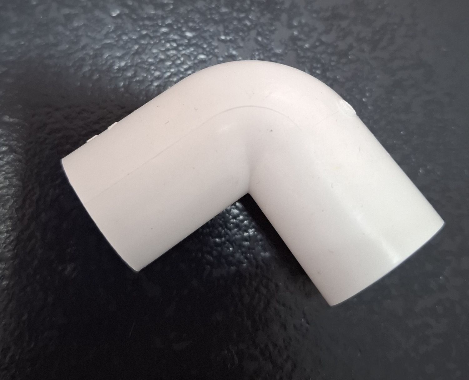 20mm PVC 90 Degree Elbow Short
