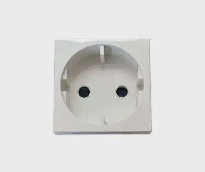 Matrix Schuko Socket Mod RSA White DBL Small