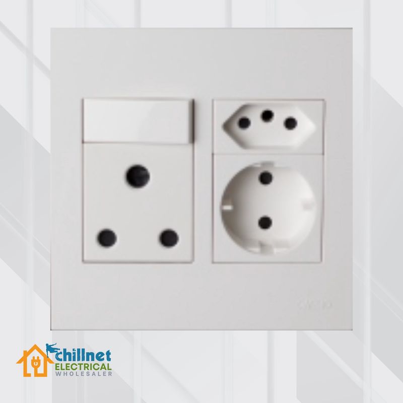 Matrix 16A RSA+Euro+Schuko 4x4 White Comp