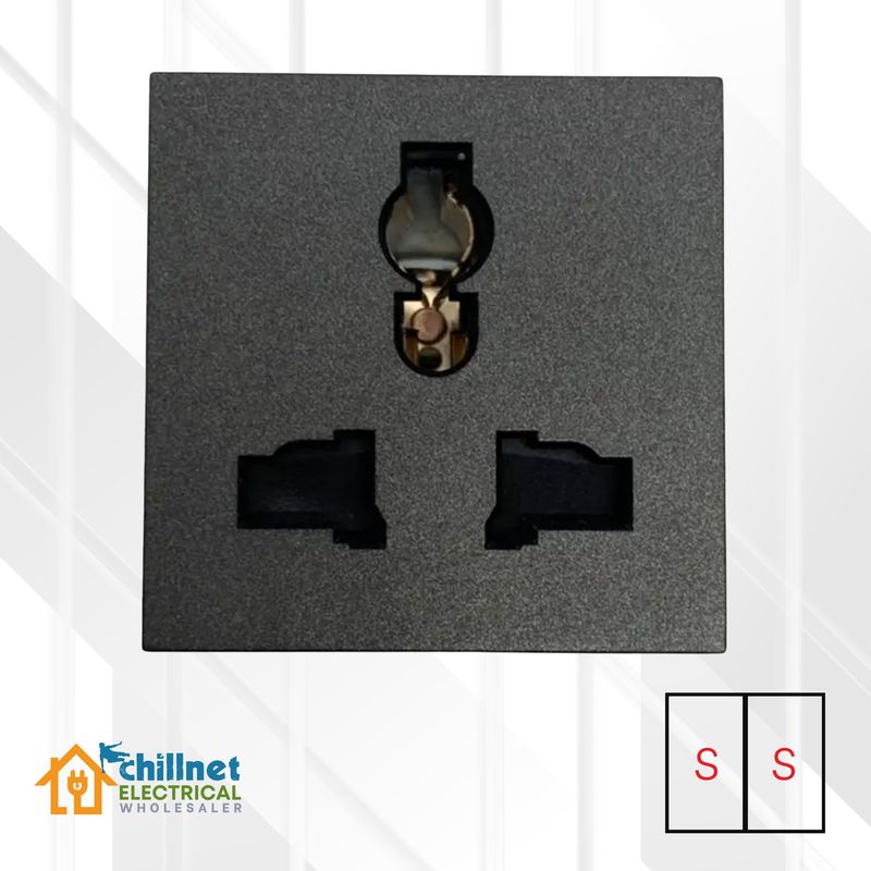 Matrix Int Universal Socket Black DBL Small