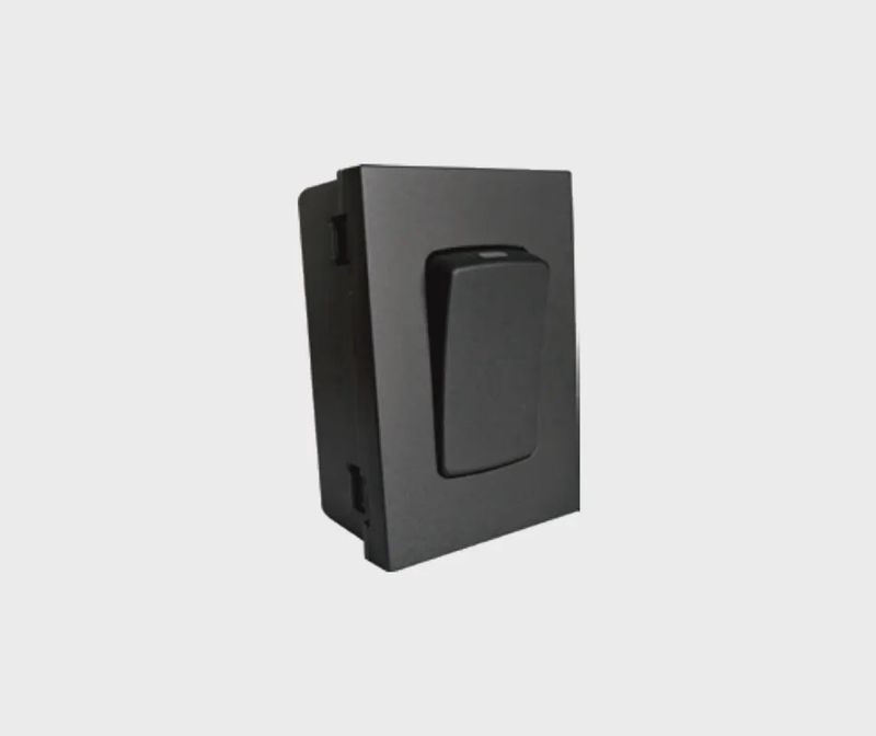 Matrix 30A 2P Isolator Module Black