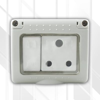 S-TEC Socket W/P 1x16A