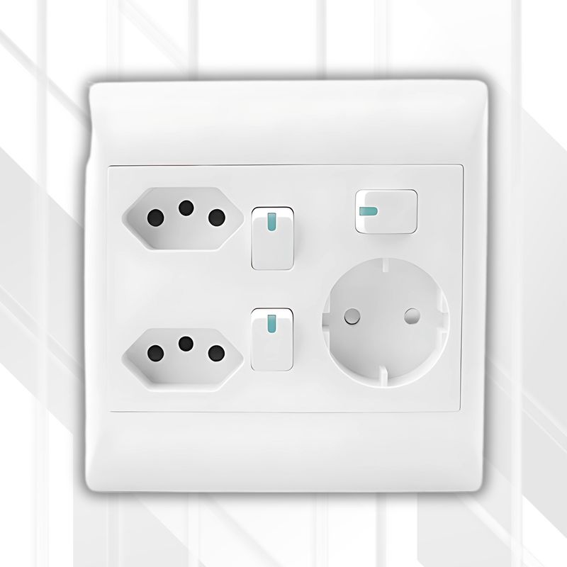 S-TEC Socket 3 Lever+2xEuro+1xSchuko 4X4