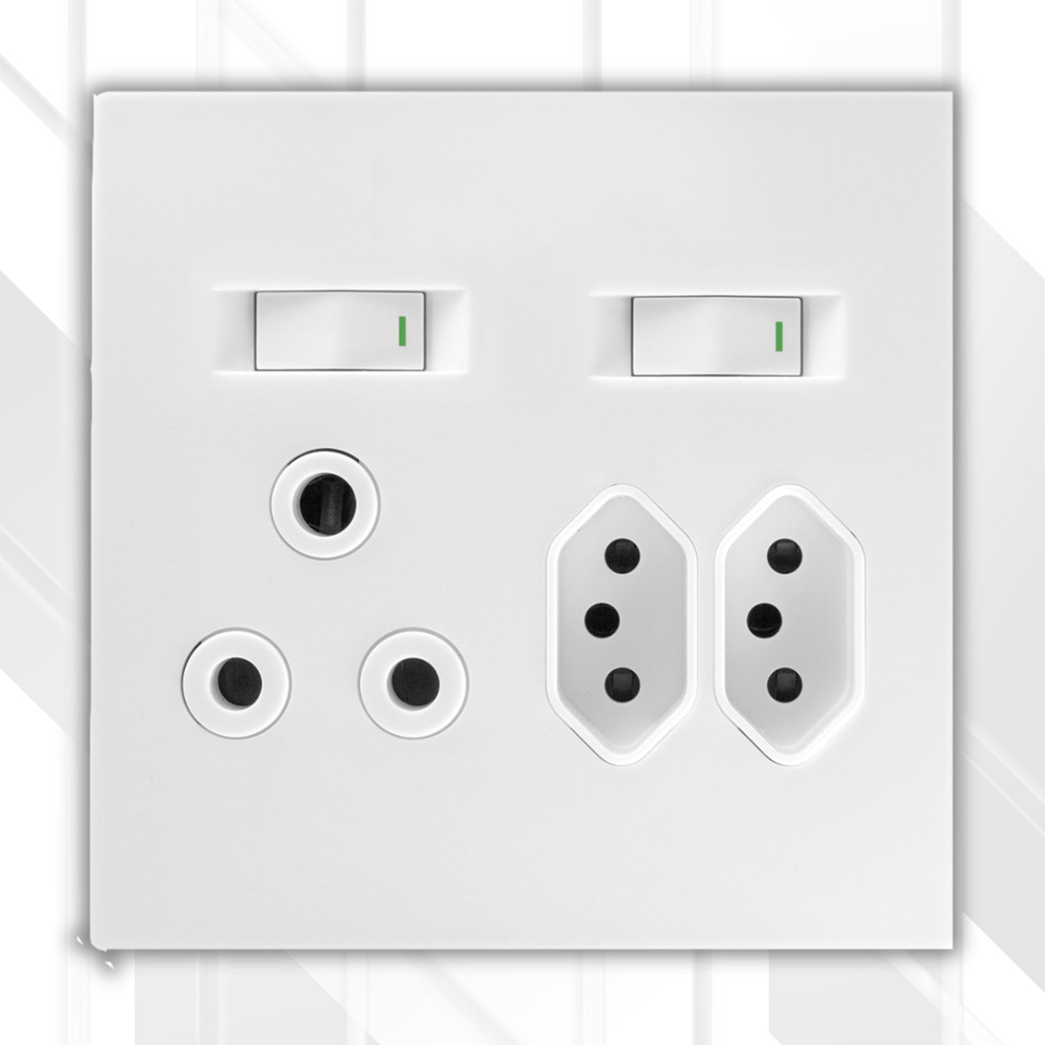 Crabtree TOPAZ Combination Socket 4x4, Colour: White