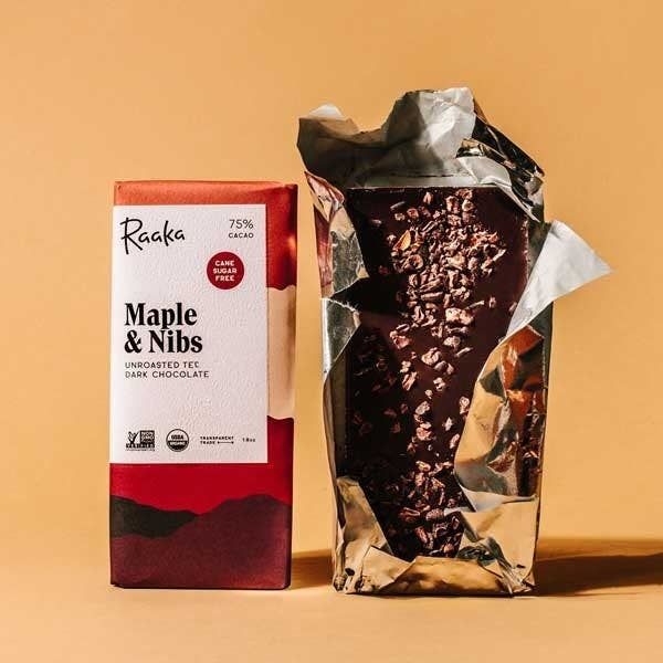 Raaka Chocolate Bar 75% Maple &amp; Nibs