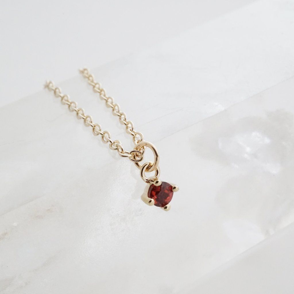 Birthstone Necklace, Metal: Gold, Stone: January (Garnet)