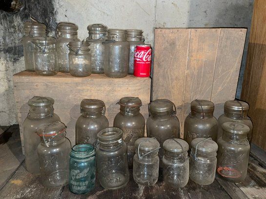 Vintage Ball Jar w/Glass Lid - Large