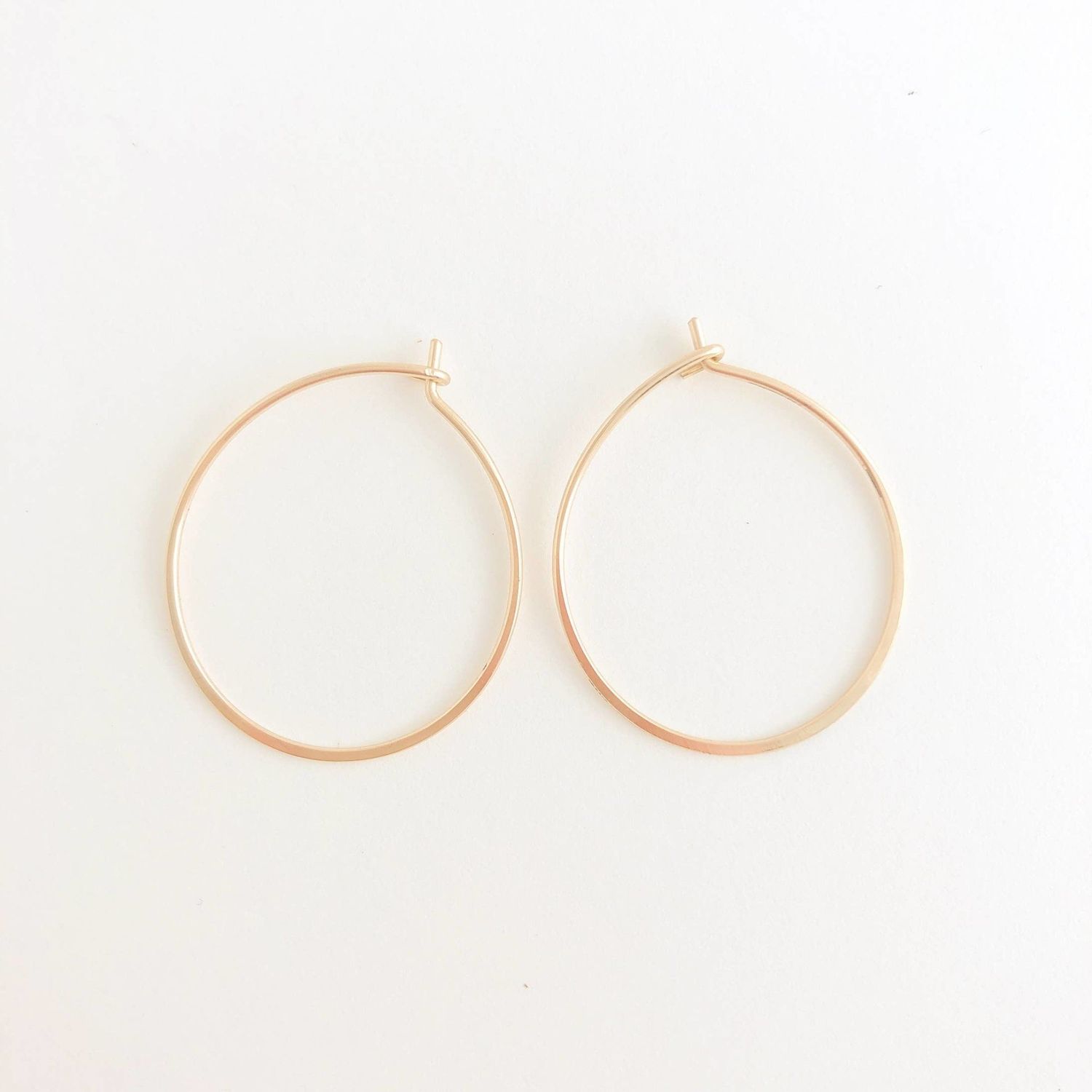 Aerlume Everyday Hoops Large