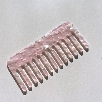 Solar Eclipse Wide Tooth Comb Pink Marble